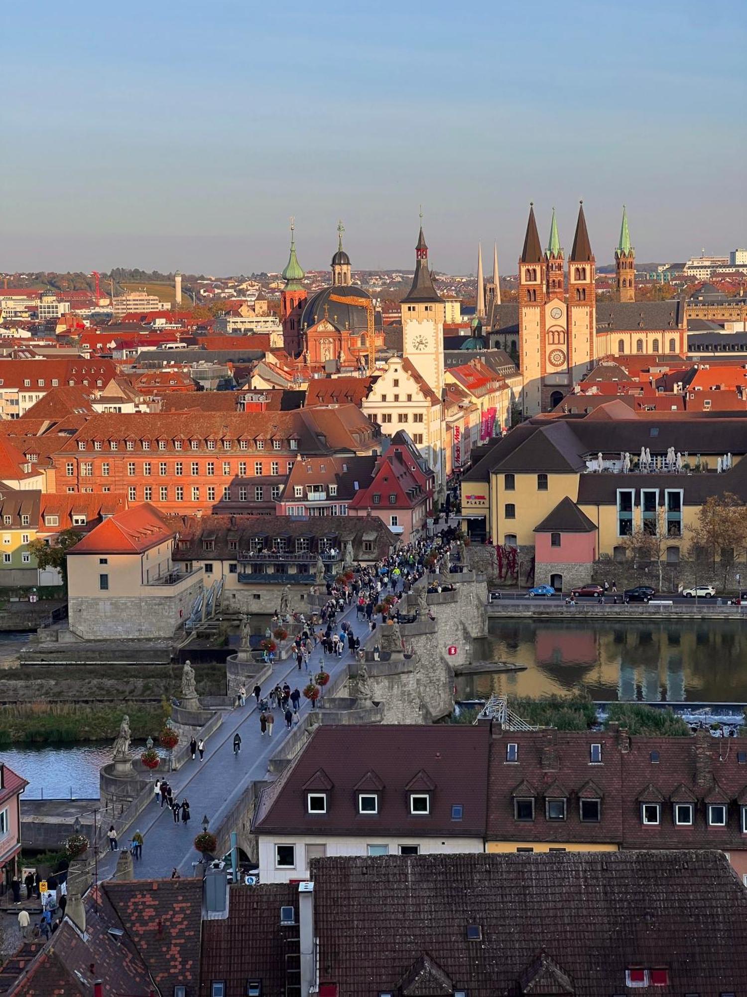 Ringpark-Ferien Apartment Wurzburg Ngoại thất bức ảnh